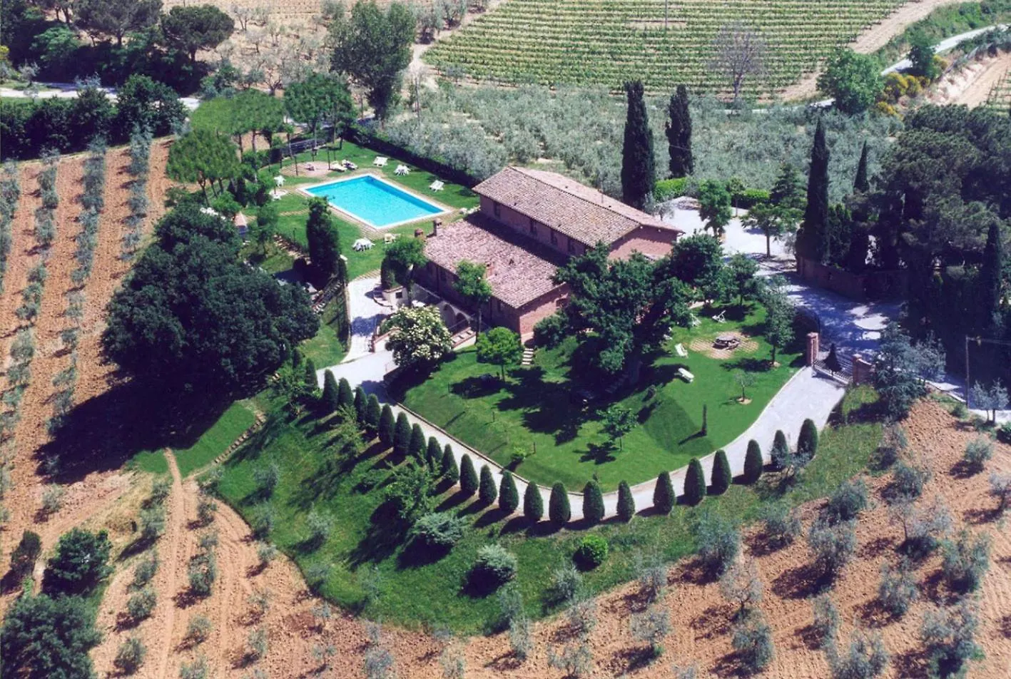 شقة La Casa Delle Querce Acquaviva  إيطاليا